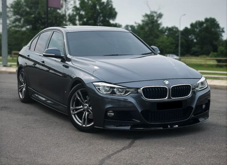 2018 BMW 330e M-SPORT
