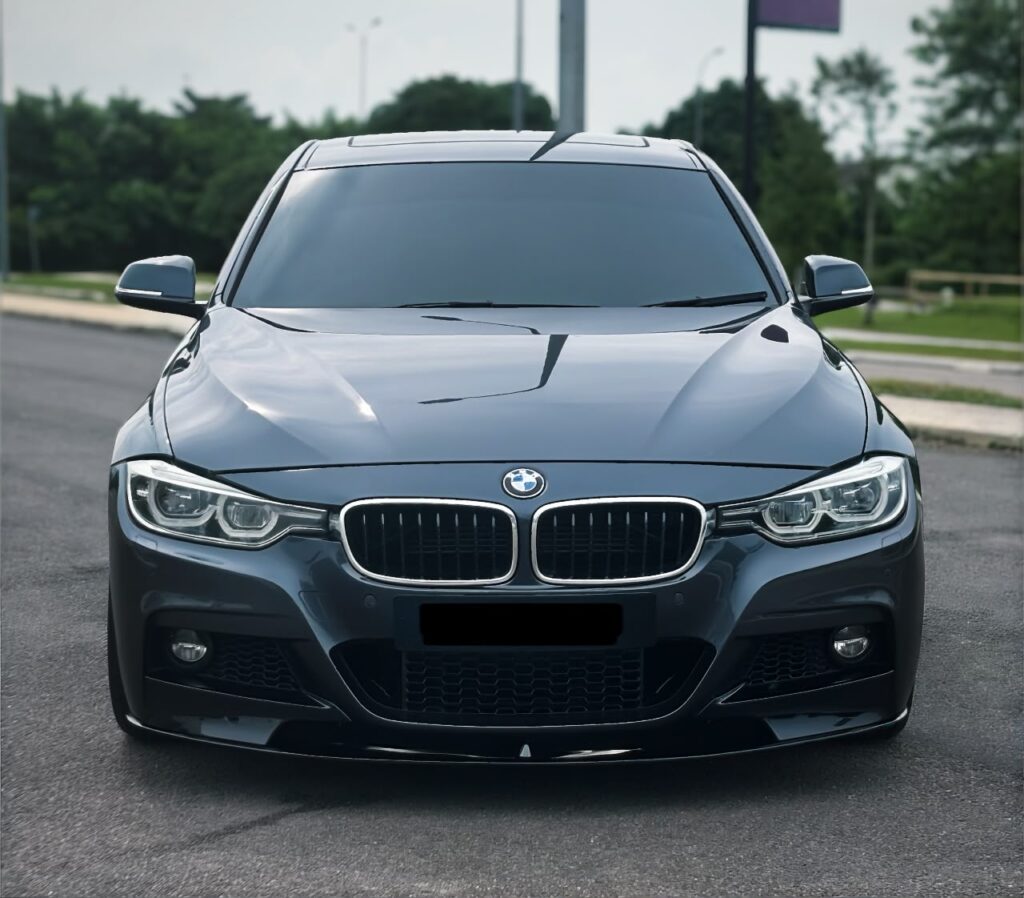 2018 BMW 330e M-SPORT